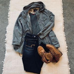 BKE Red • Olive Green Wrap Top